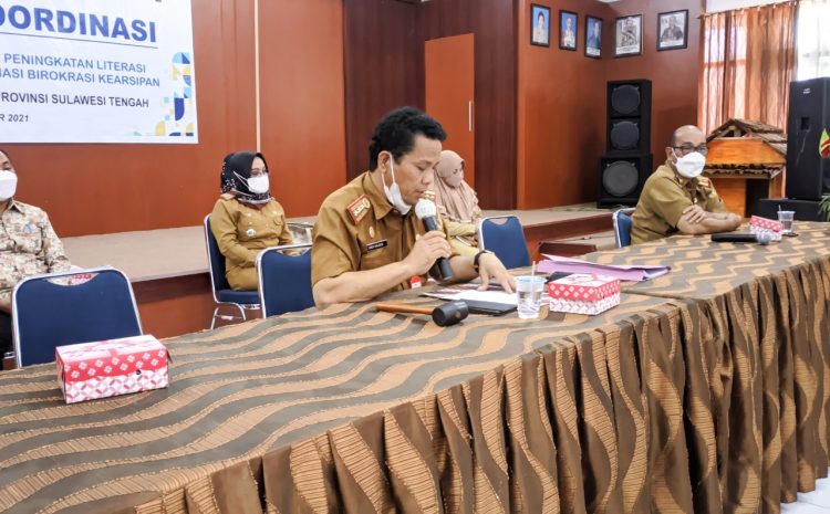 Kepala Dispusarda Wakili Gubernur Buka Rakor Pengentasan Kemiskinan Malalui Peningkatan Literasi Berbasis Inklusi Sosial Dan Reformasi Birokrasi Kearsipan.