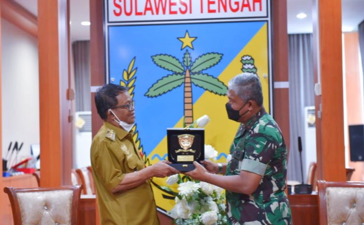  Gubernur Sulawesi Tengah Terima Kunjungan Pangkoops II TNI AU Marda TNI.