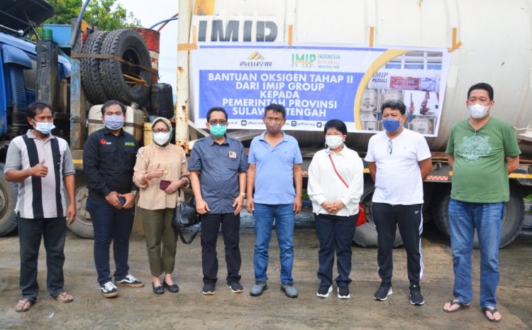Gubernur Sulawesi Tengah H. Rusdy Mastura, Menerima Bantuan II ISO Tank Oksigen dengan Kapasitas 30 Ton dari PT. IMIP bertempat di Kayumalue, PT. Aneka Gas Tbk. Minggu, 22 Agustus 2021.